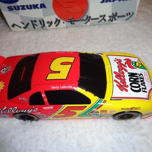 TERRY Labonte Japan Kelloggs Bank Action 1/24 - Picture 6 of 8